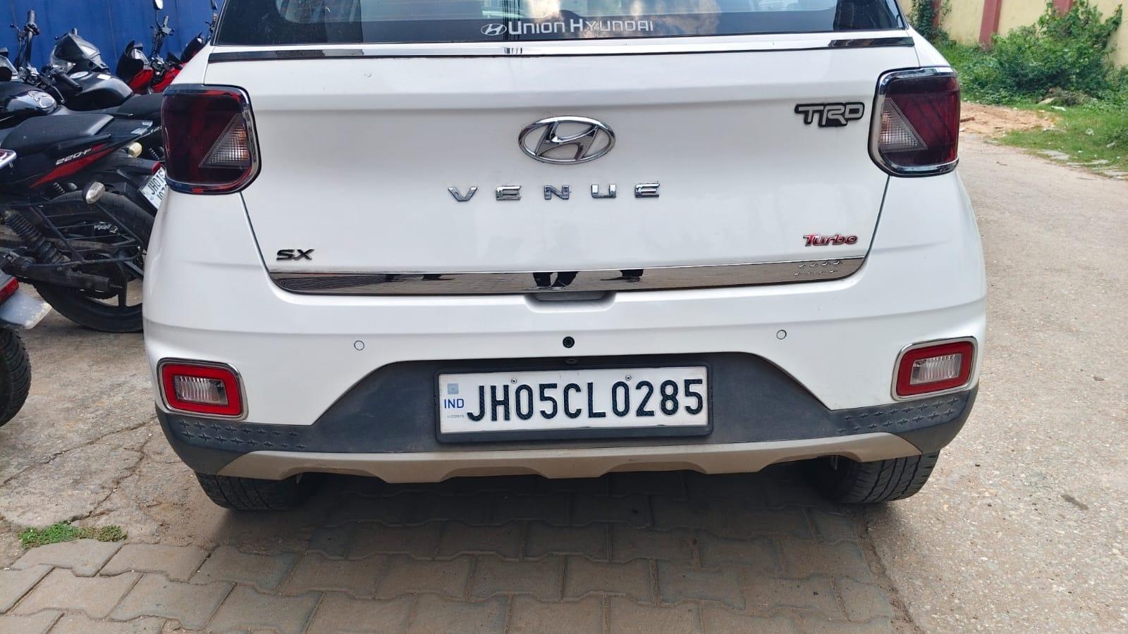 Hyundai Venue - View 4