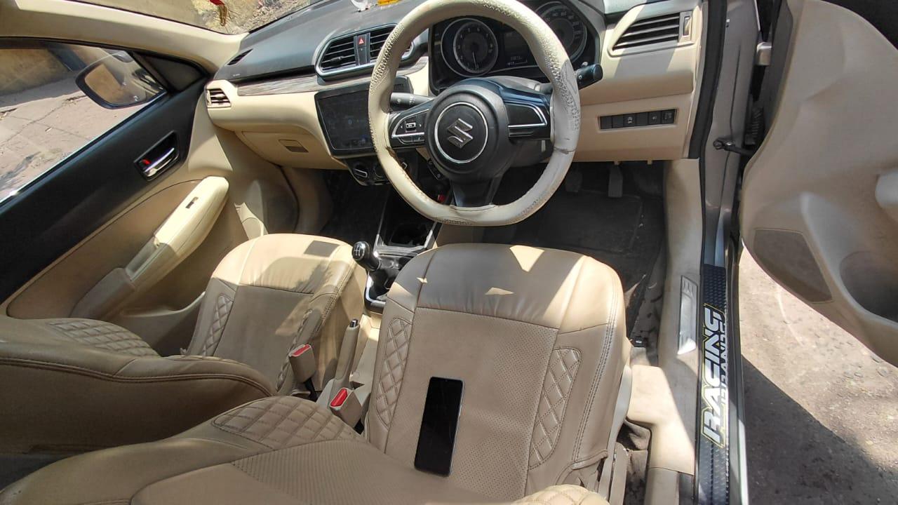 SWIFT Dzire - Photo 4