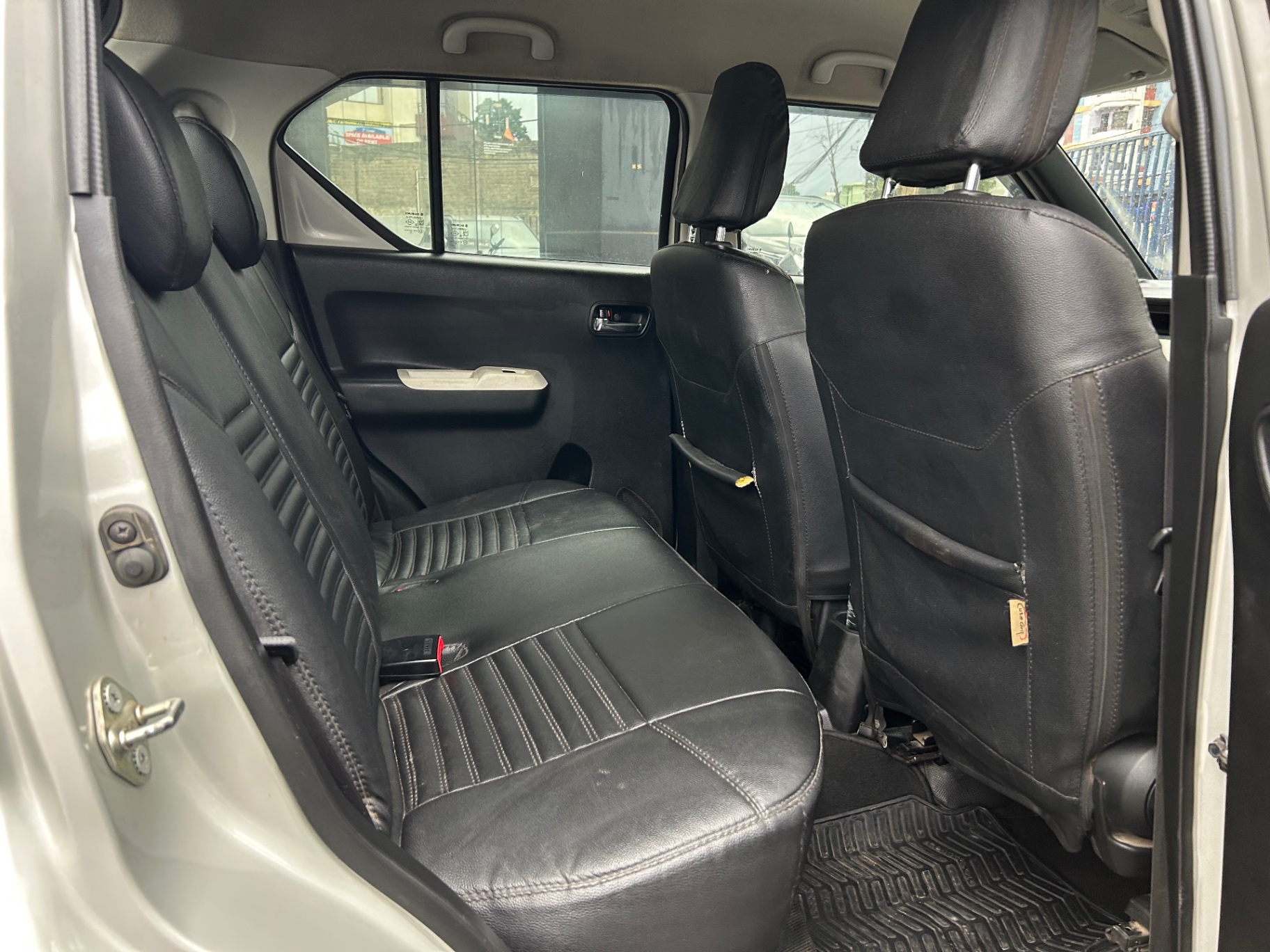 Maruti Suzuki Ignis - View 6