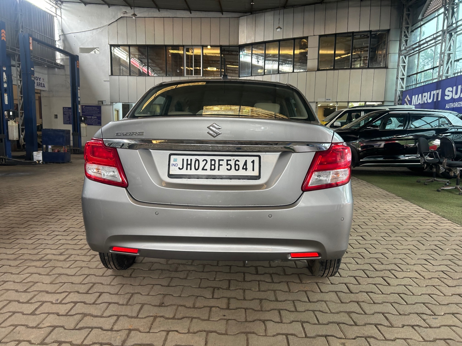 Maruti Suzuki Dzire - View 3