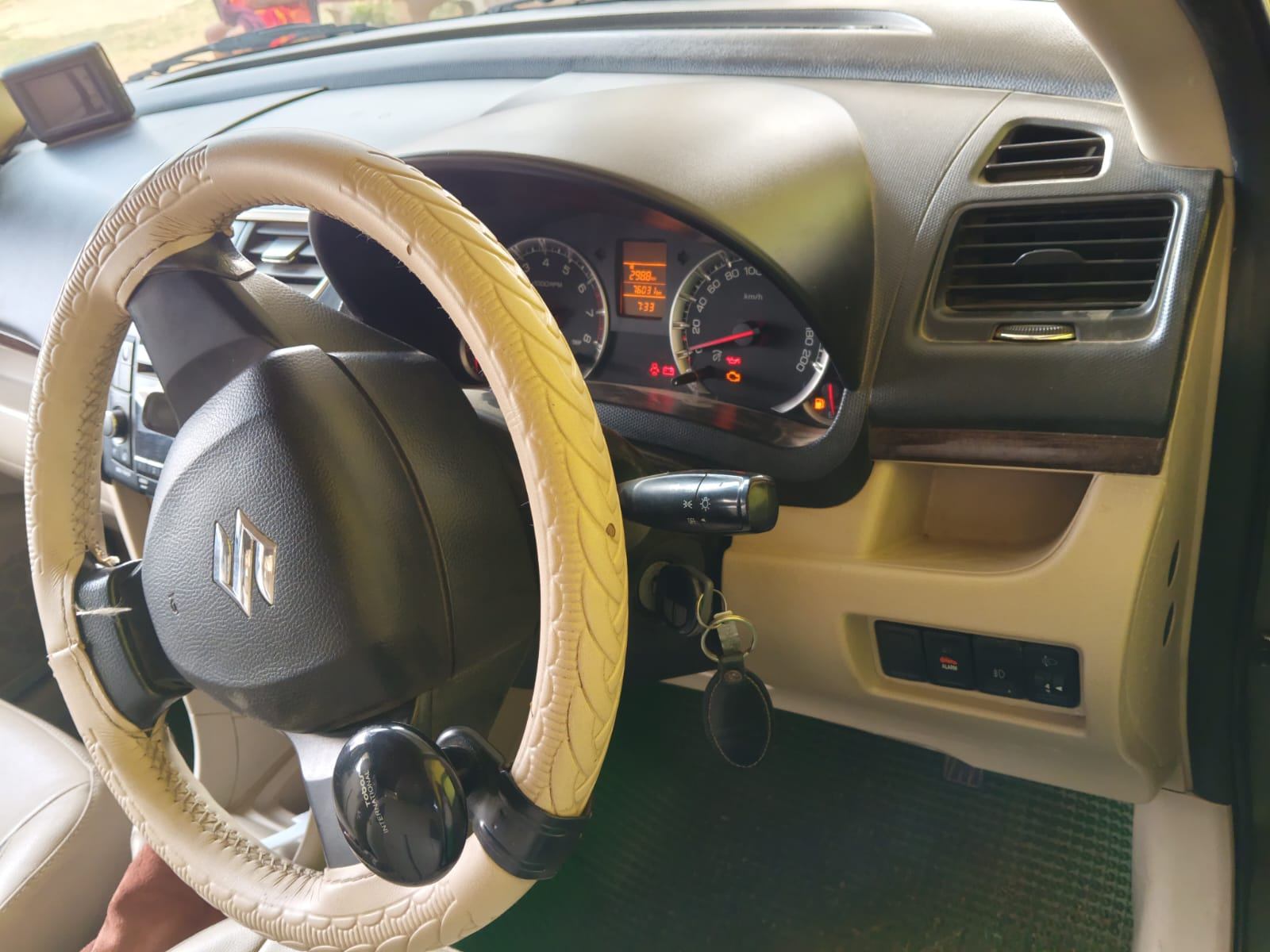 Maruti Suzuki Dzire - Photo 6
