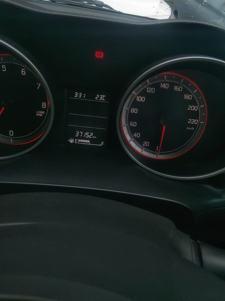 Maruti Suzuki Swift - Photo 6