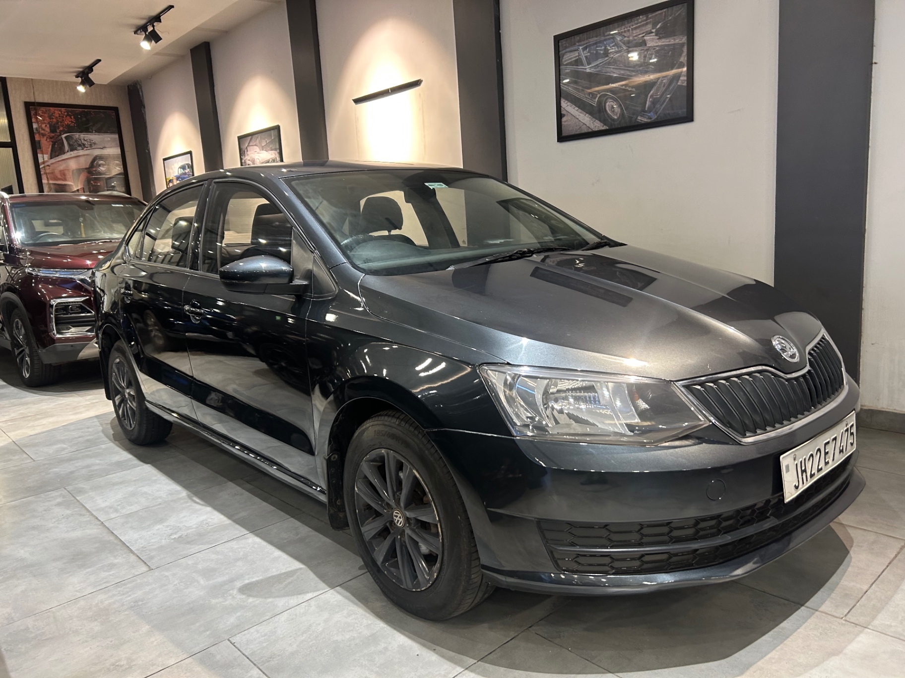 Skoda Rapid - View 2