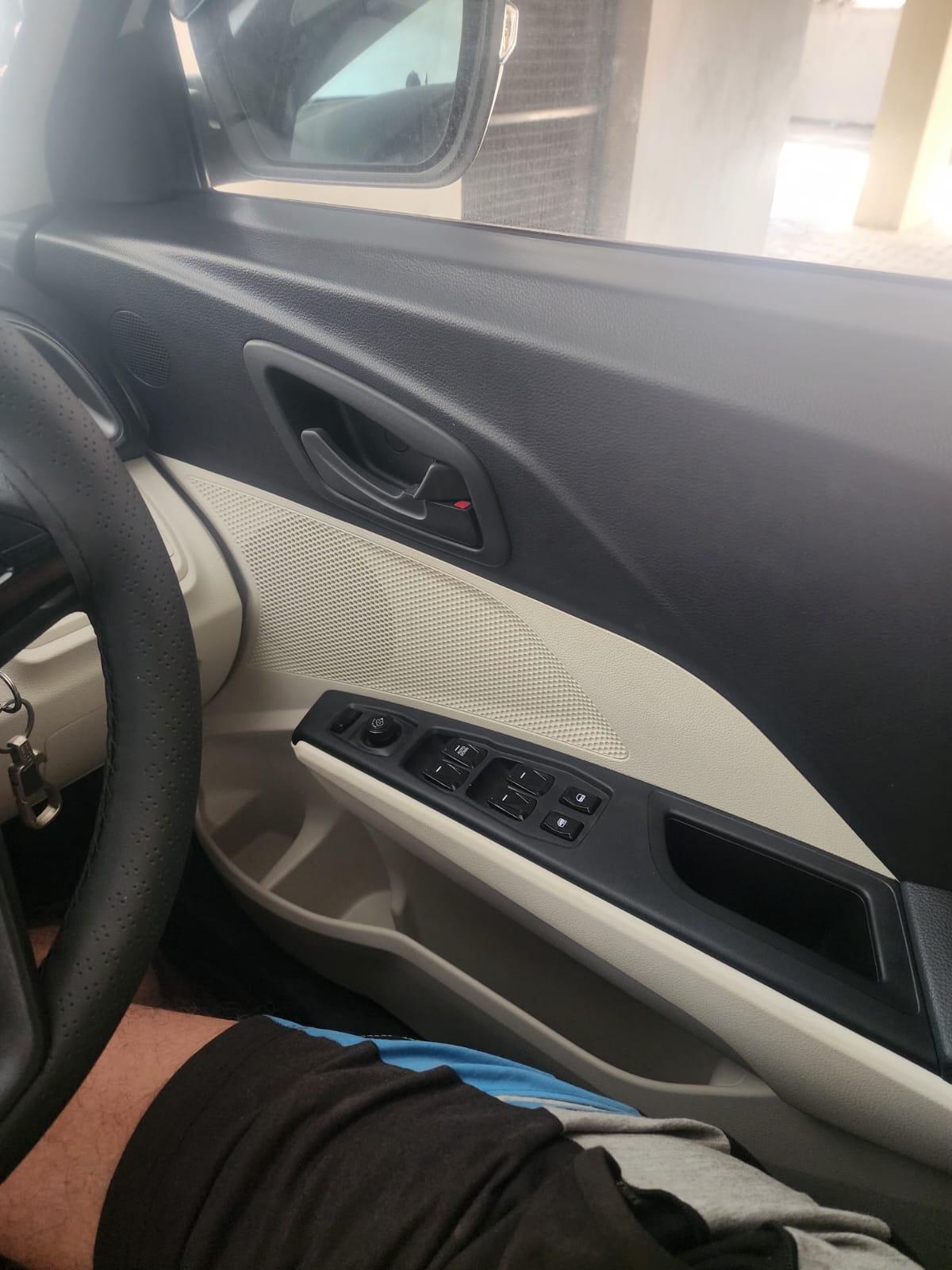 Mahindra xuv 3xo - Photo 9