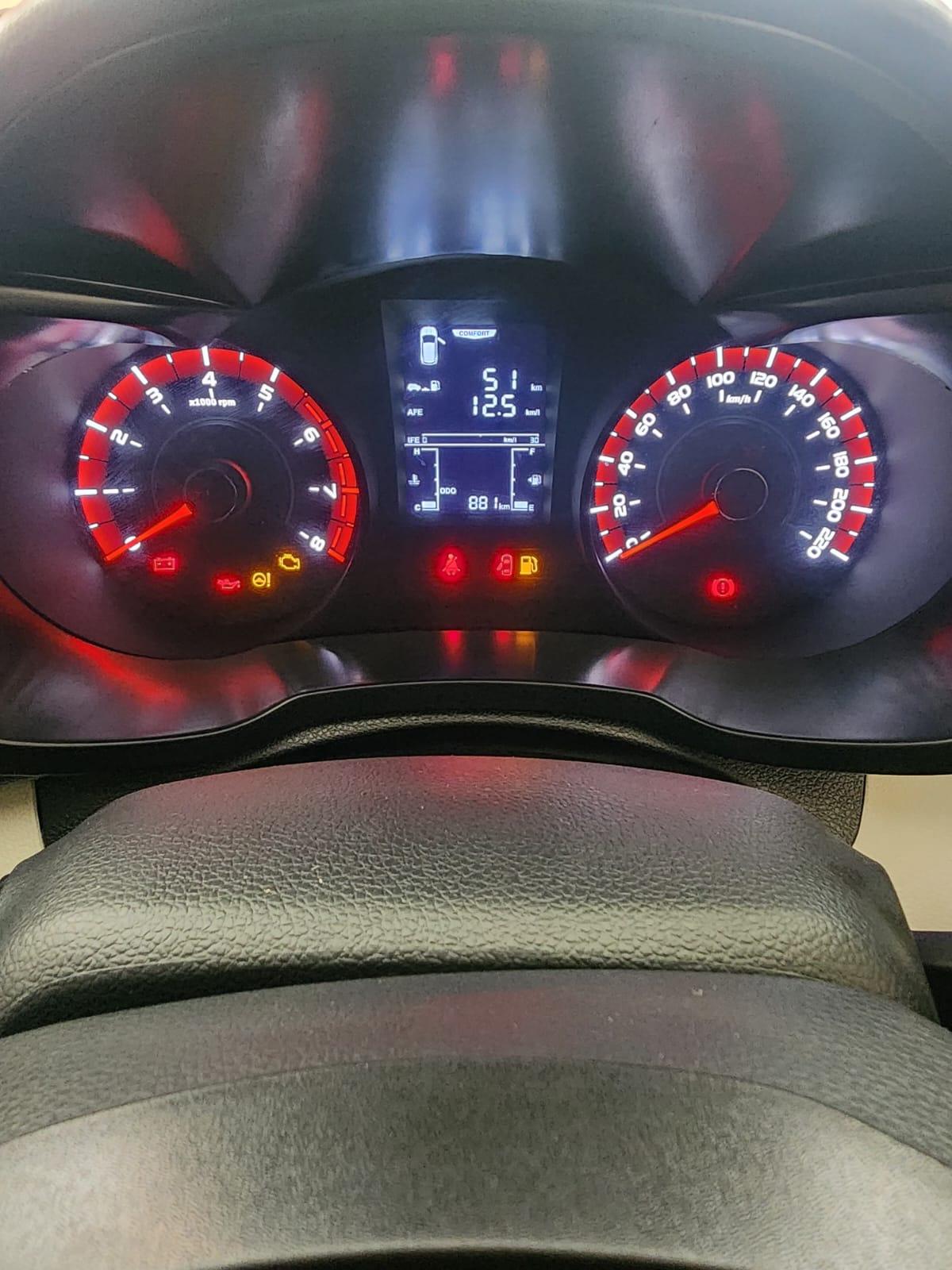 Mahindra xuv 3xo - Photo 10