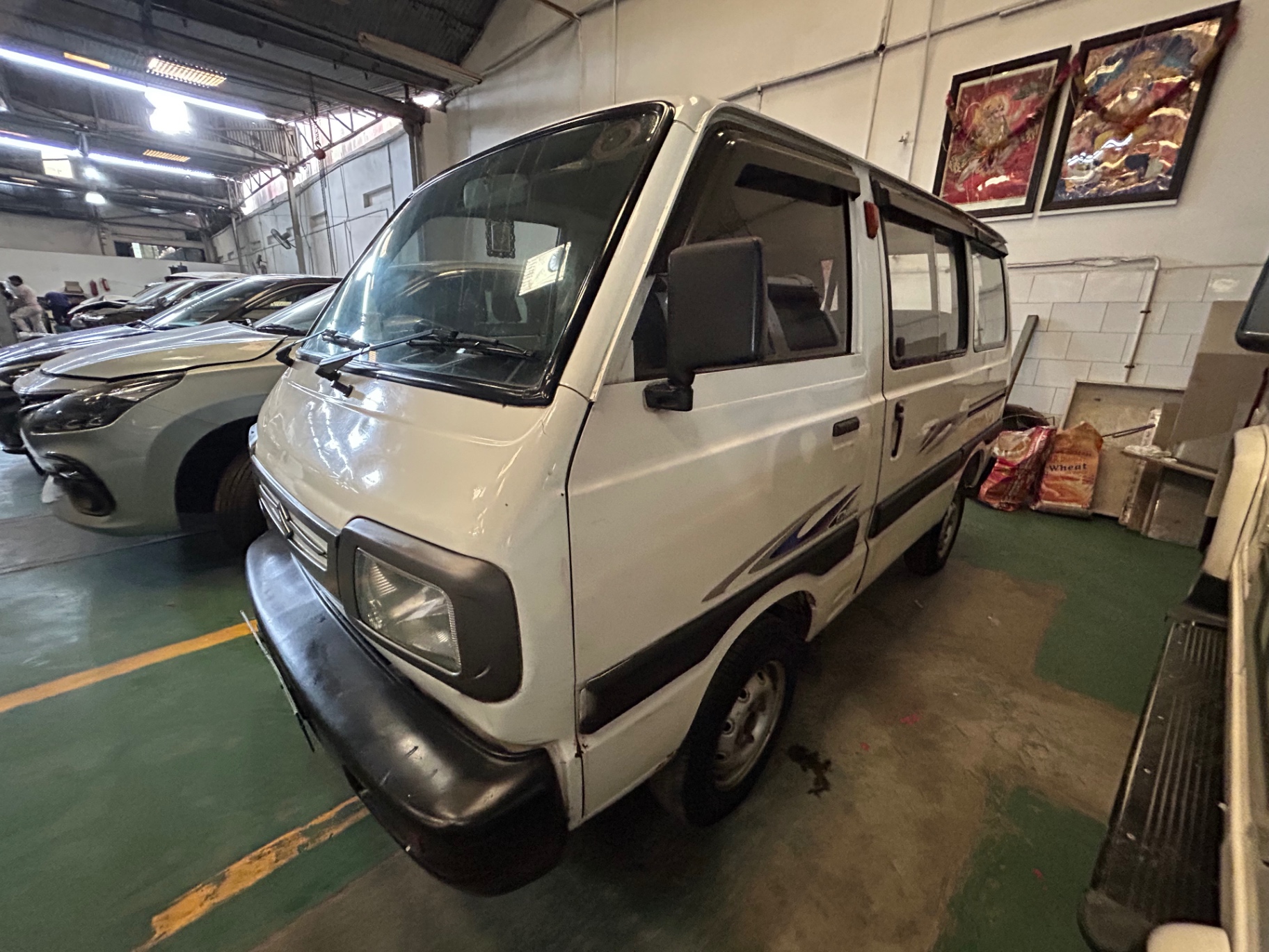 Maruti Suzuki Omni - View 3