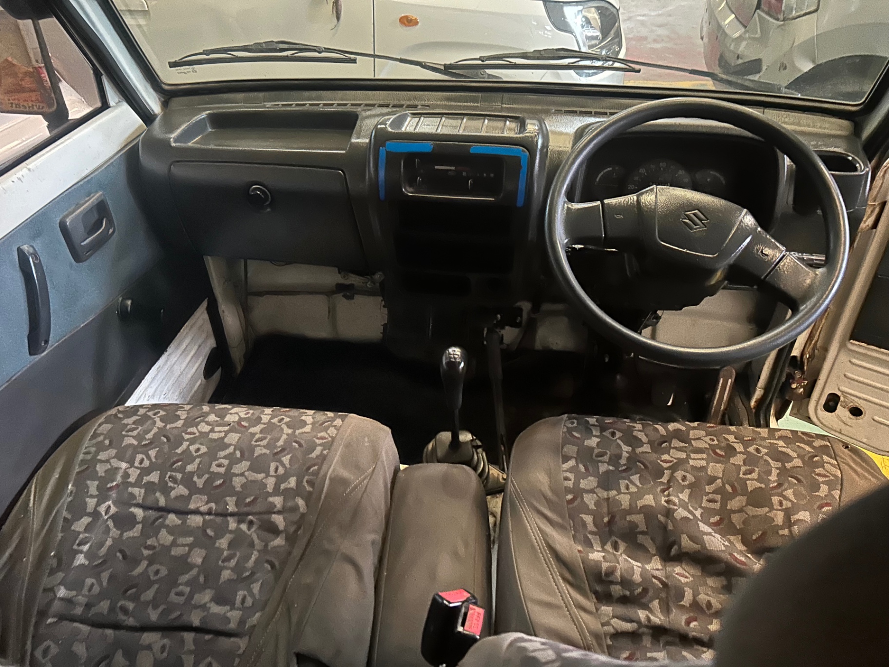 Maruti Suzuki Omni - View 7