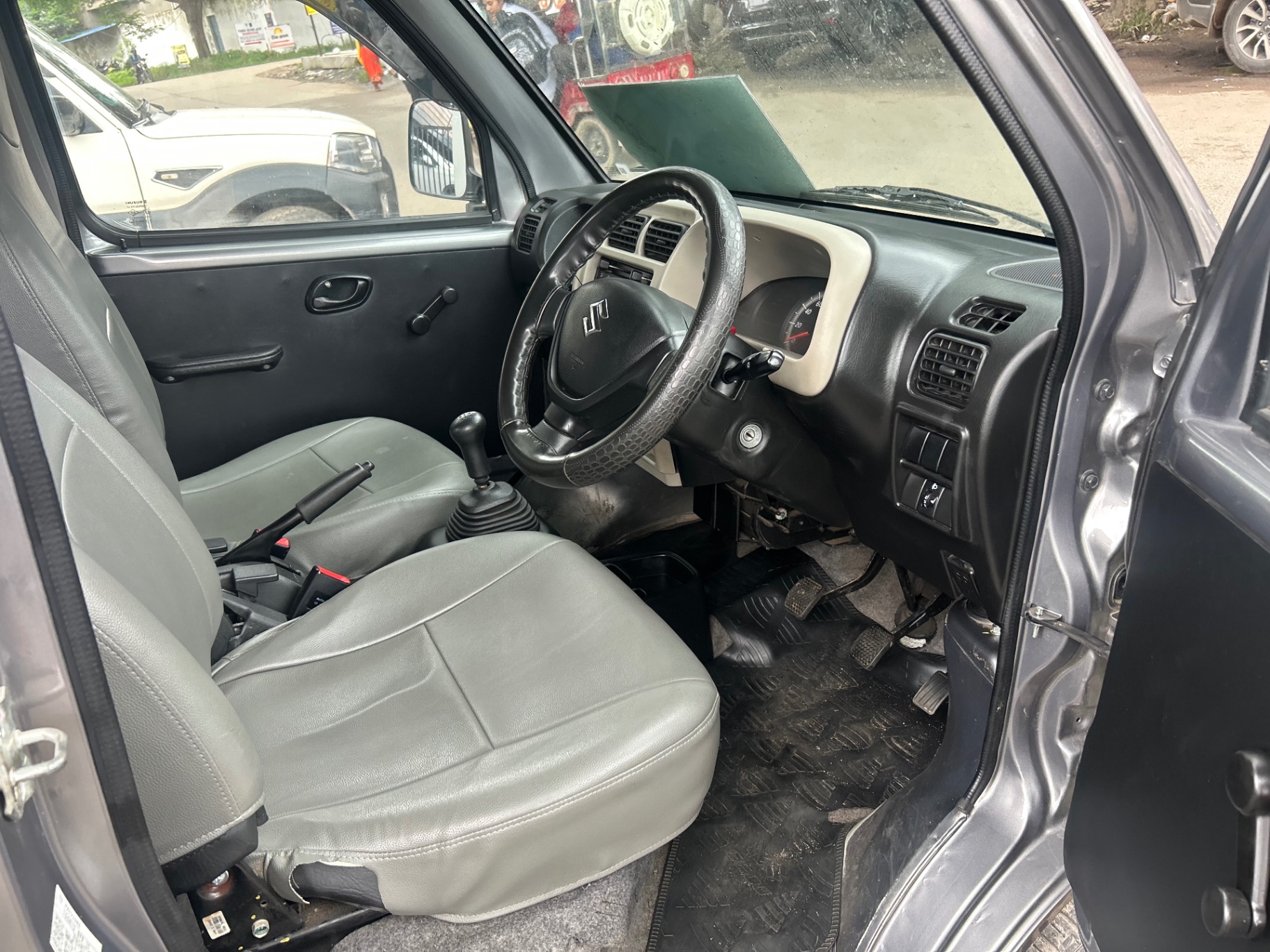 Maruti Suzuki Eeco - View 5