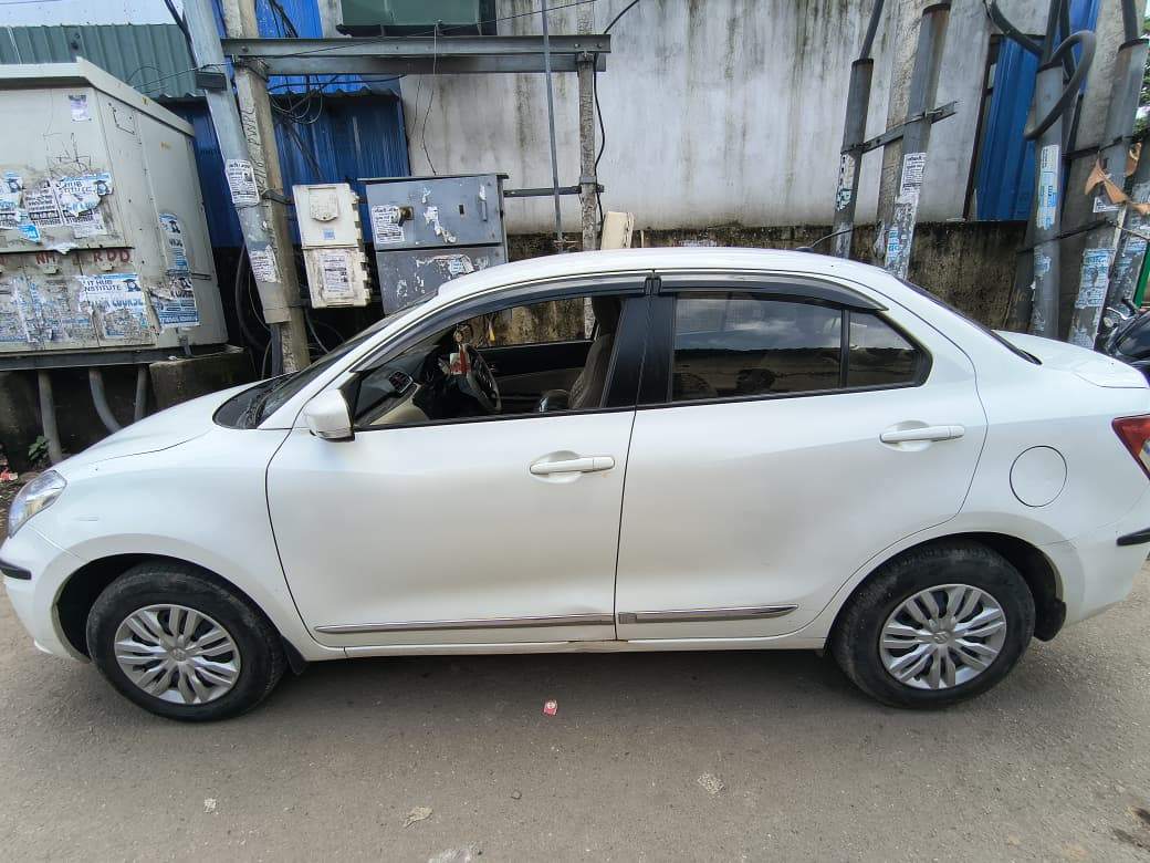 Maruti Suzuki Dzire - Photo 3