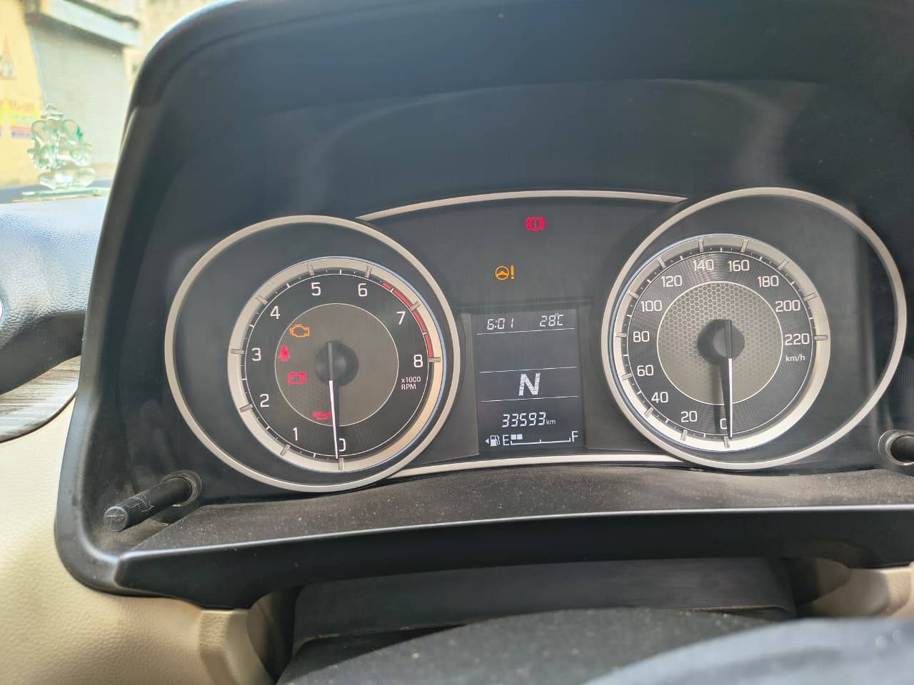 Maruti Suzuki Dzire - Photo 4