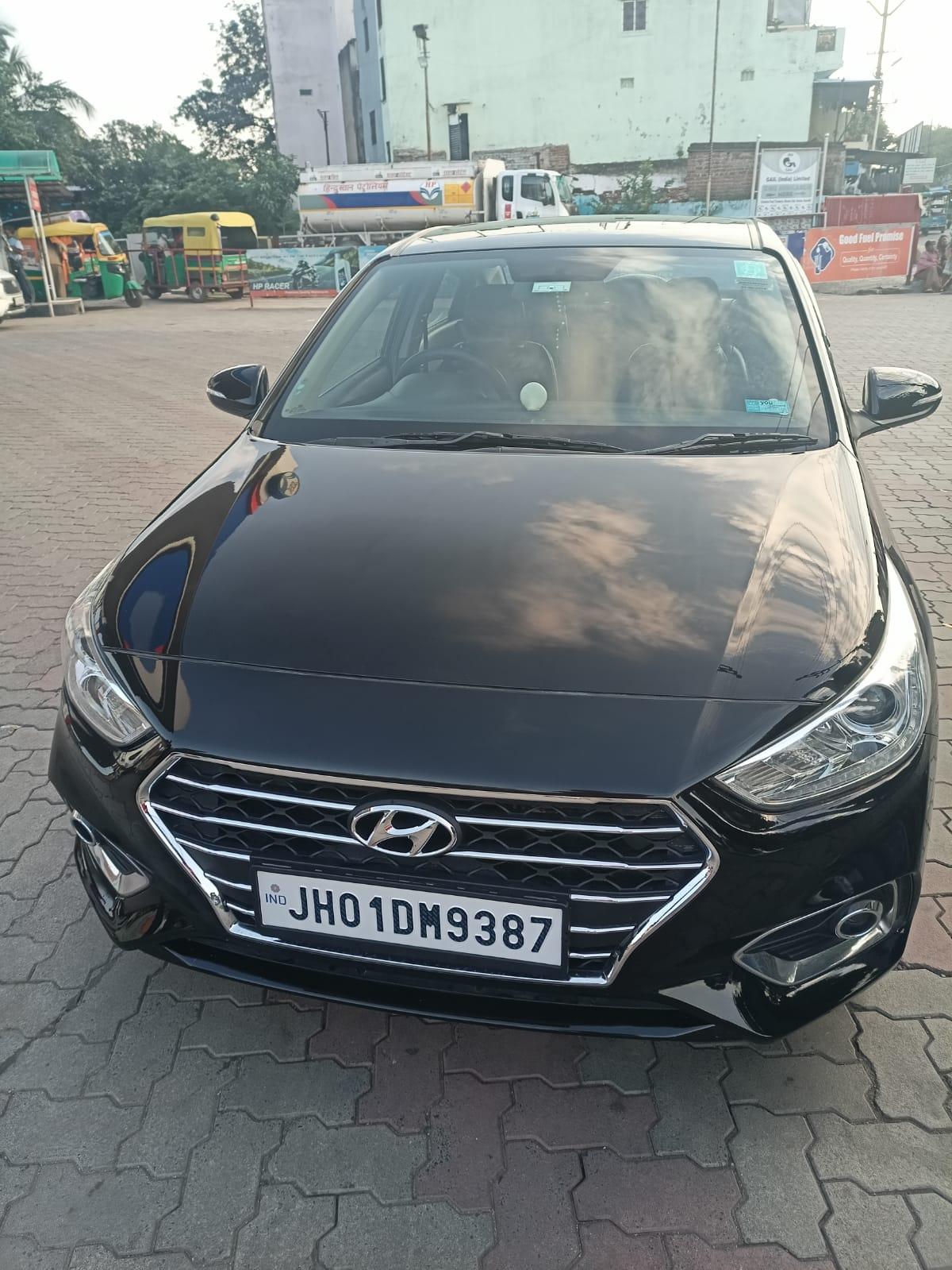 Hyundai Verna - Photo 2