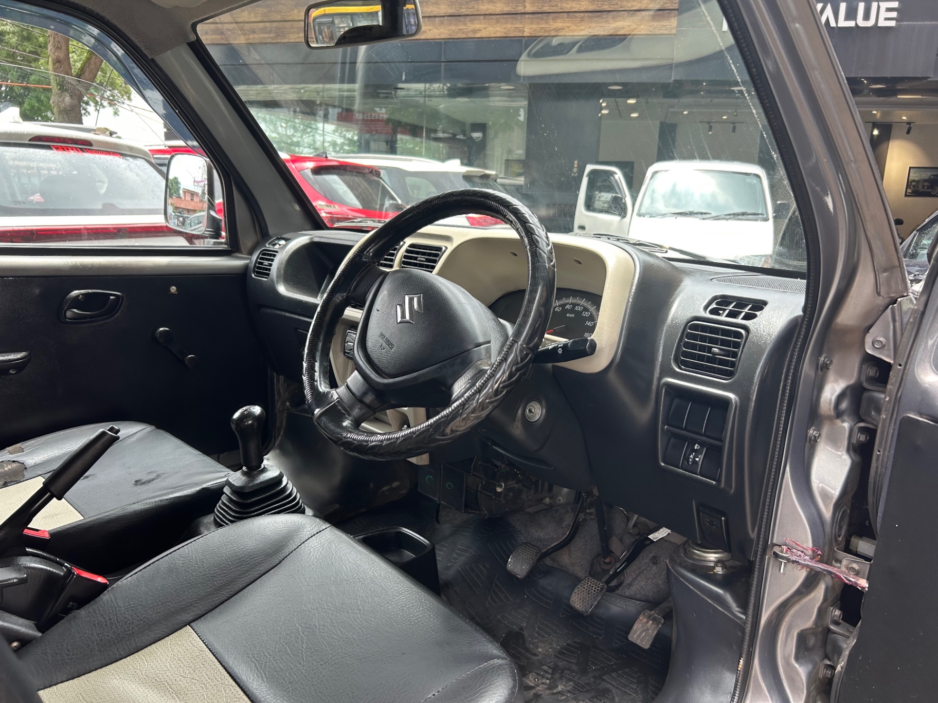 Maruti Suzuki Eeco - View 5