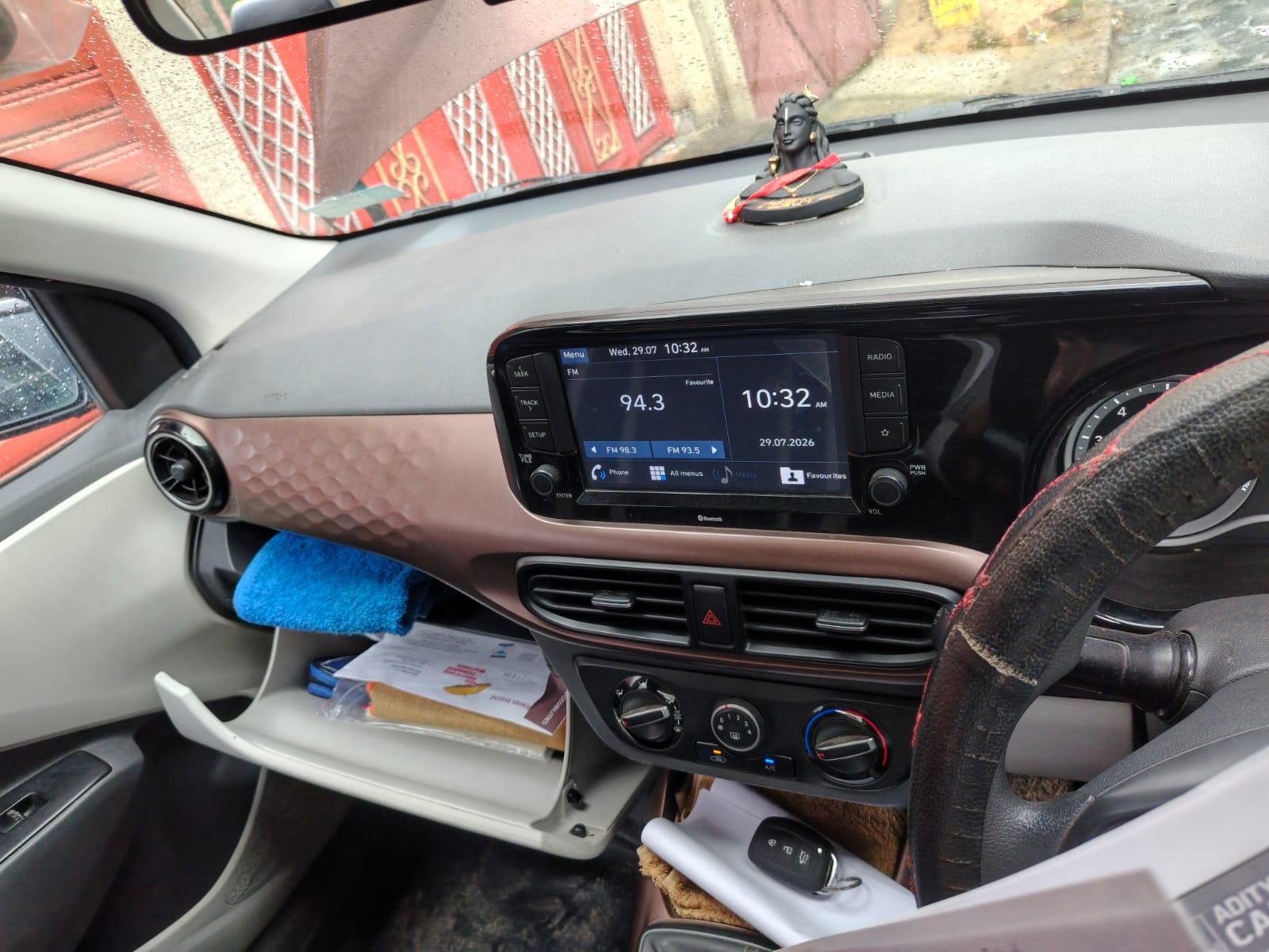 Hyundai Aura - Photo 5