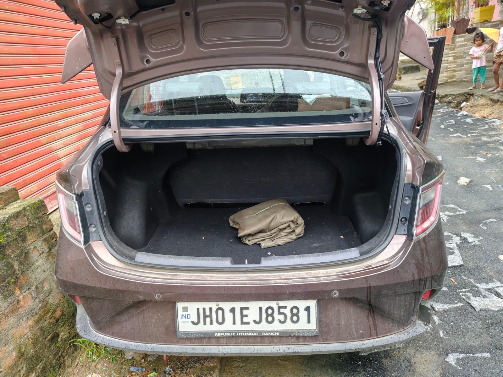 Hyundai Aura - Photo 7