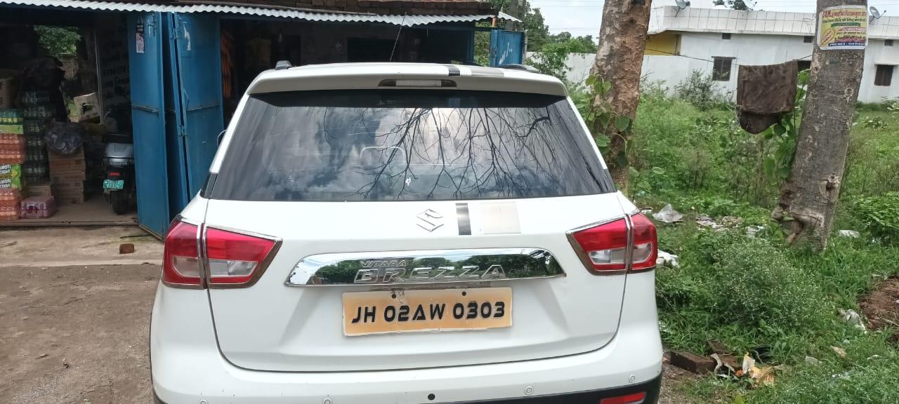 Maruti Suzuki Brezza - Photo 3