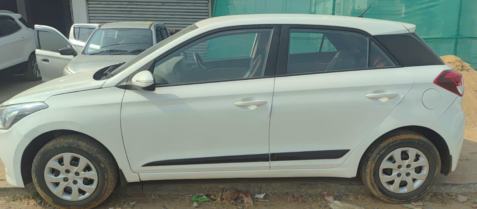 Hyundai i20 - Photo 3