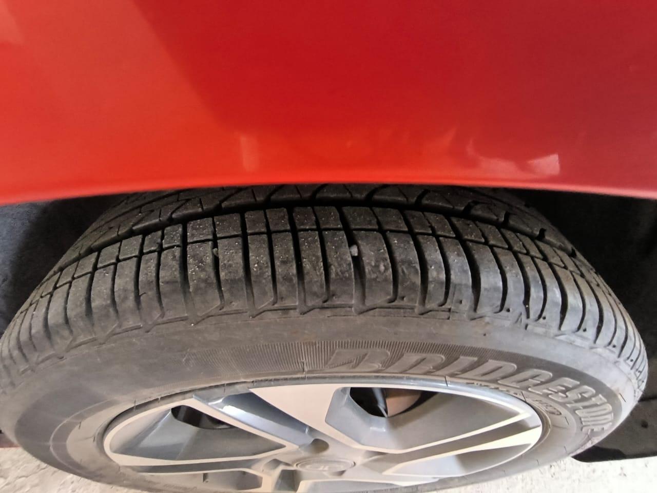 Tata Tiago - Photo 2