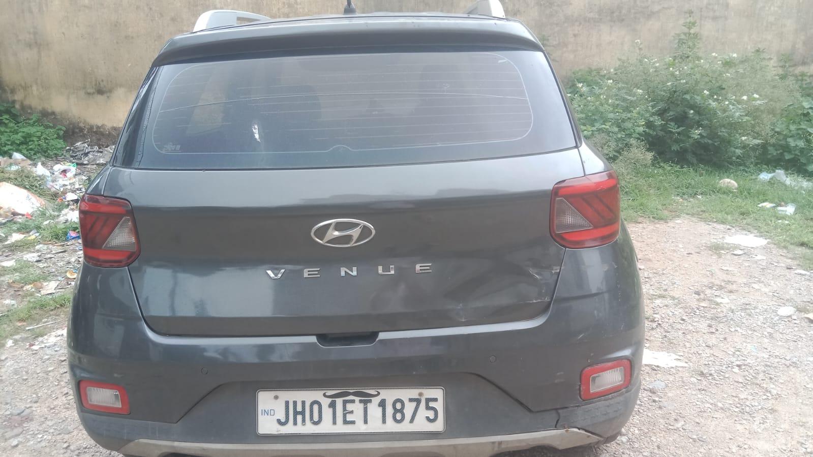 Hyundai Venue - Photo 3