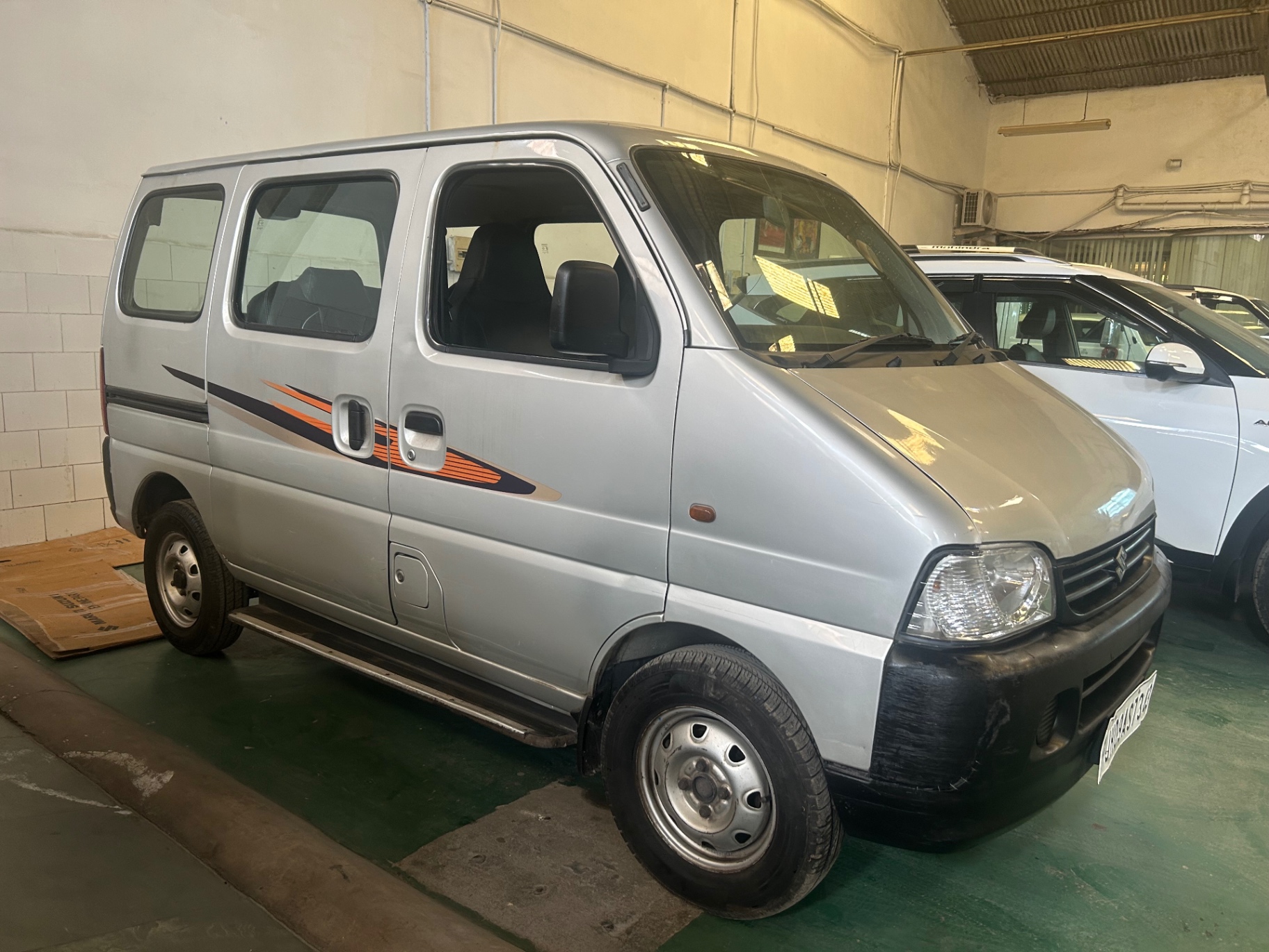Maruti Suzuki Eeco - View 3