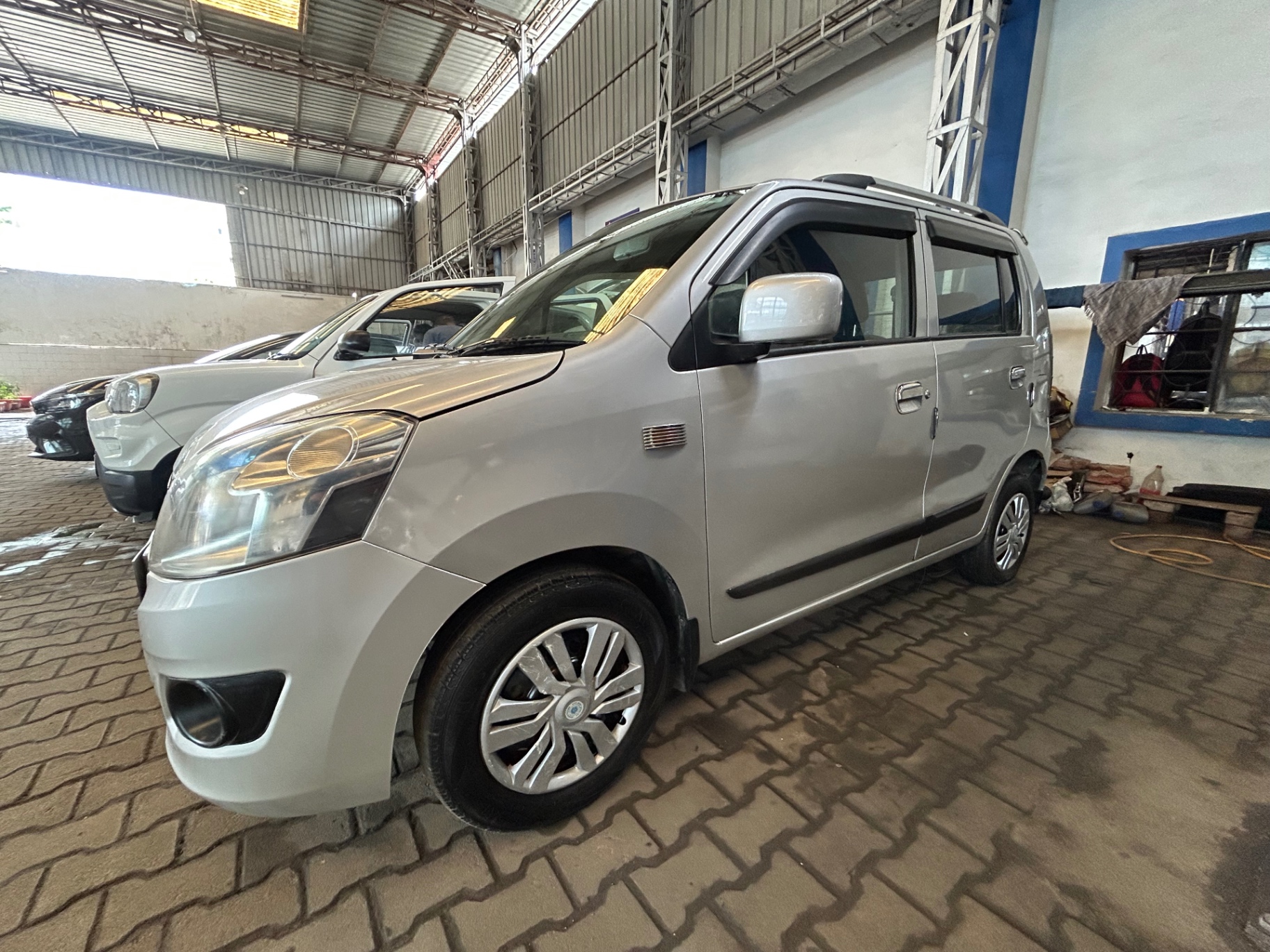 Maruti Suzuki WagonR - View 2