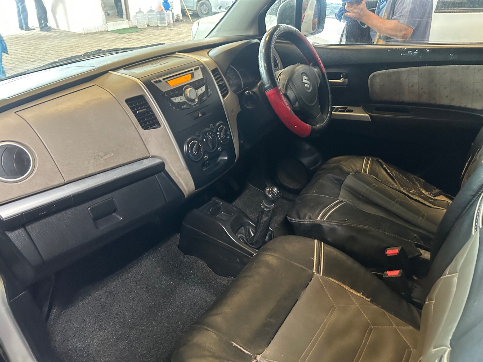 Maruti Suzuki WagonR - View 5