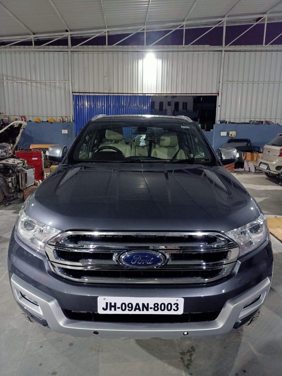 Ford Endeavour - Photo 4