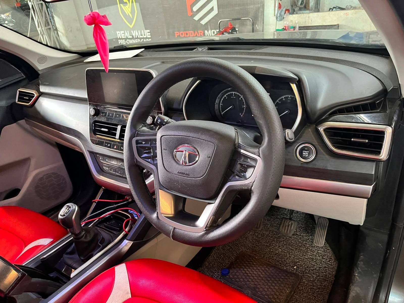 Tata Safari - Photo 5