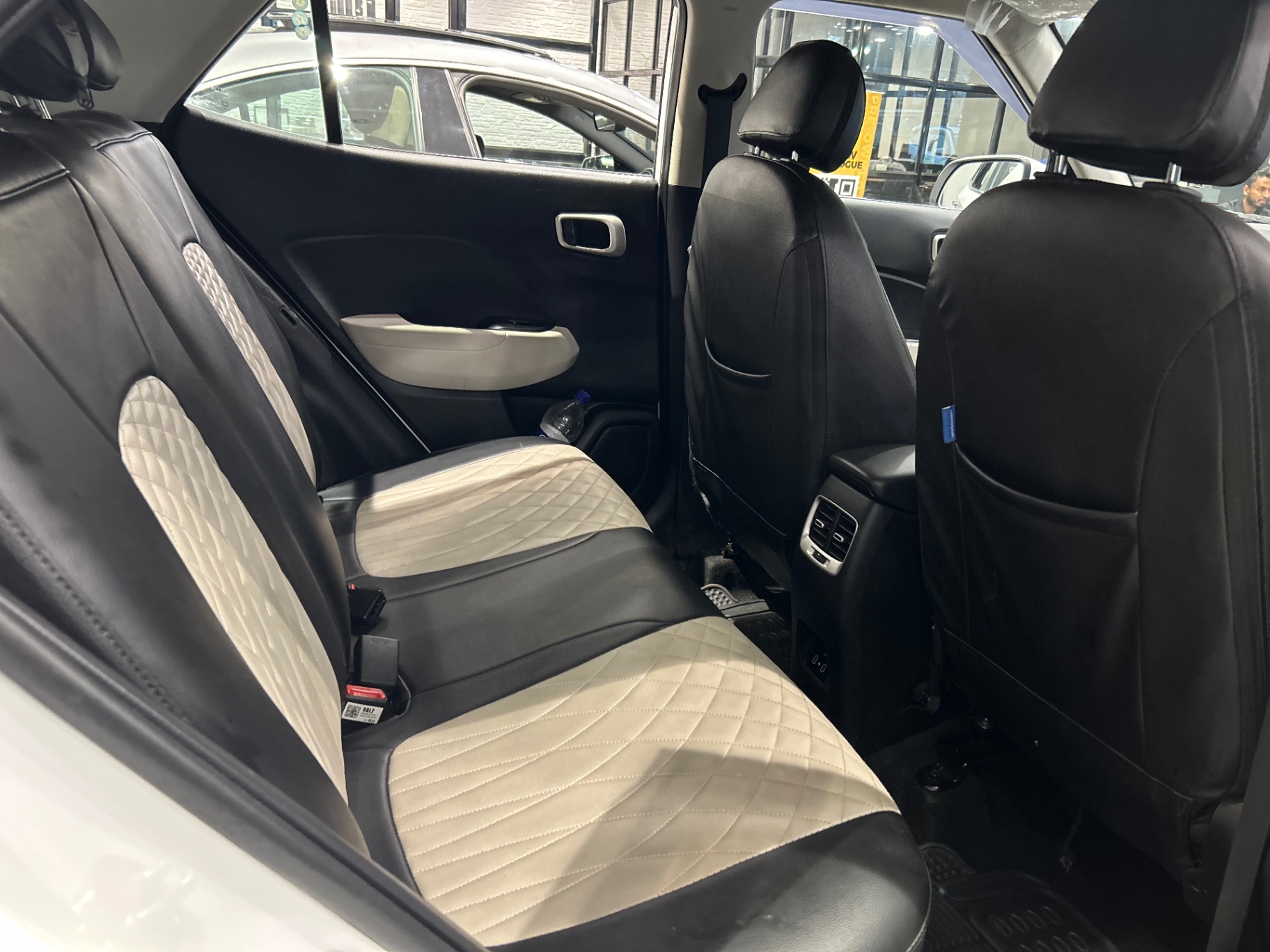 Hyundai Venue - View 6