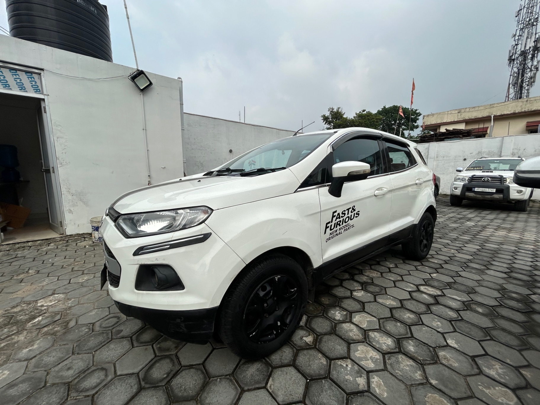 Maruti Suzuki EcoSport - View 3