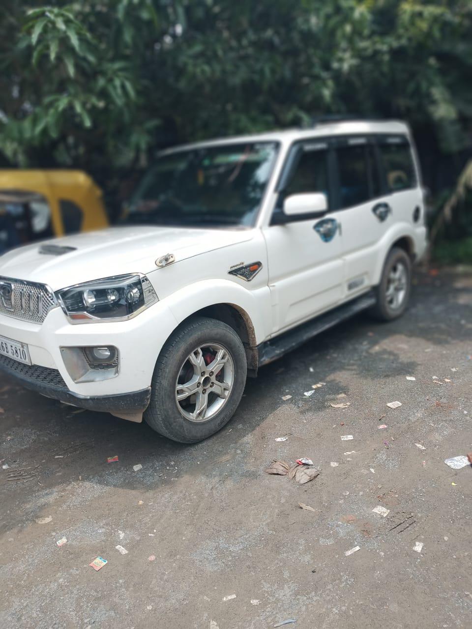 Mahindra Scorpio - Photo 2