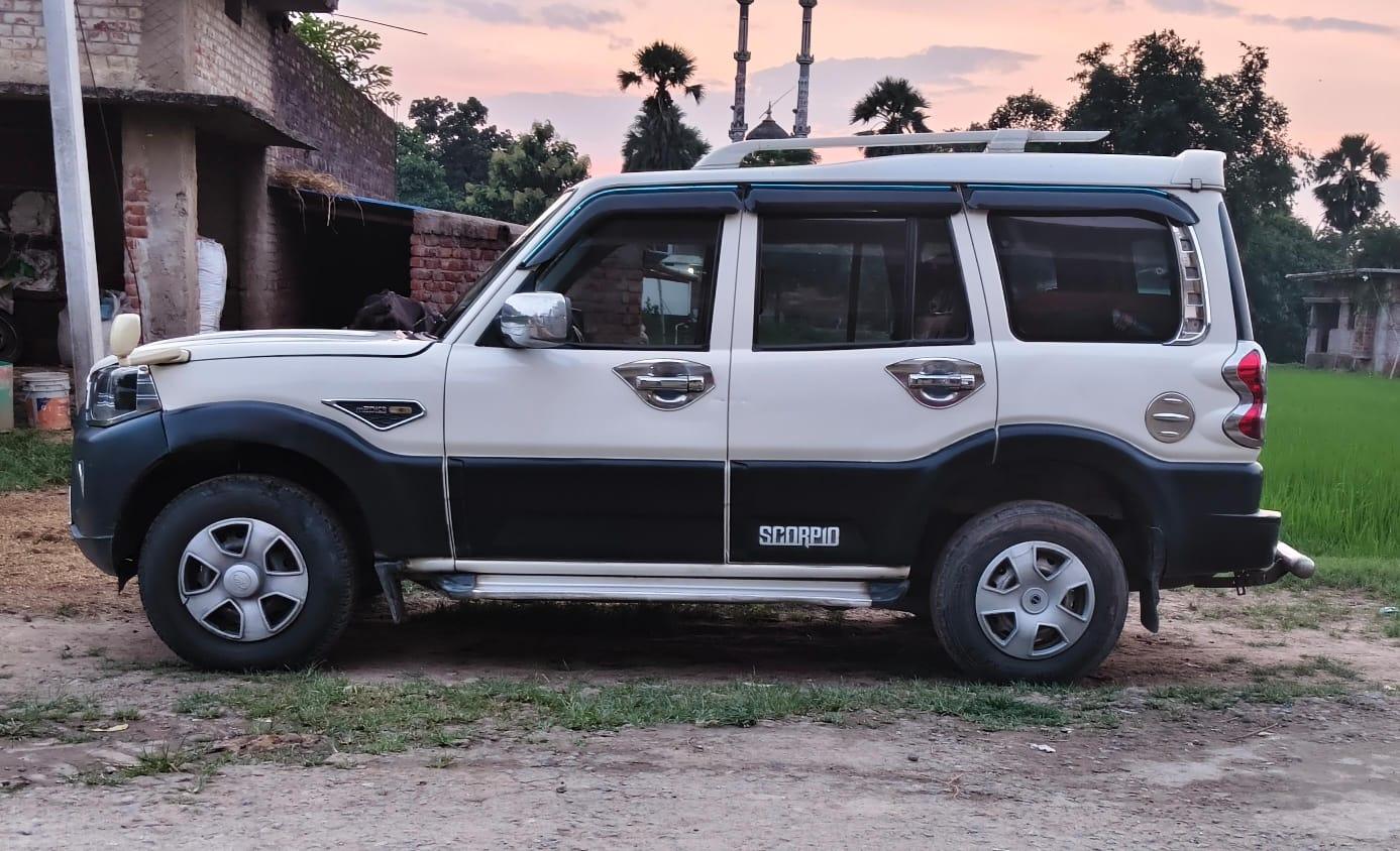 Mahindra Scorpio - Photo 2