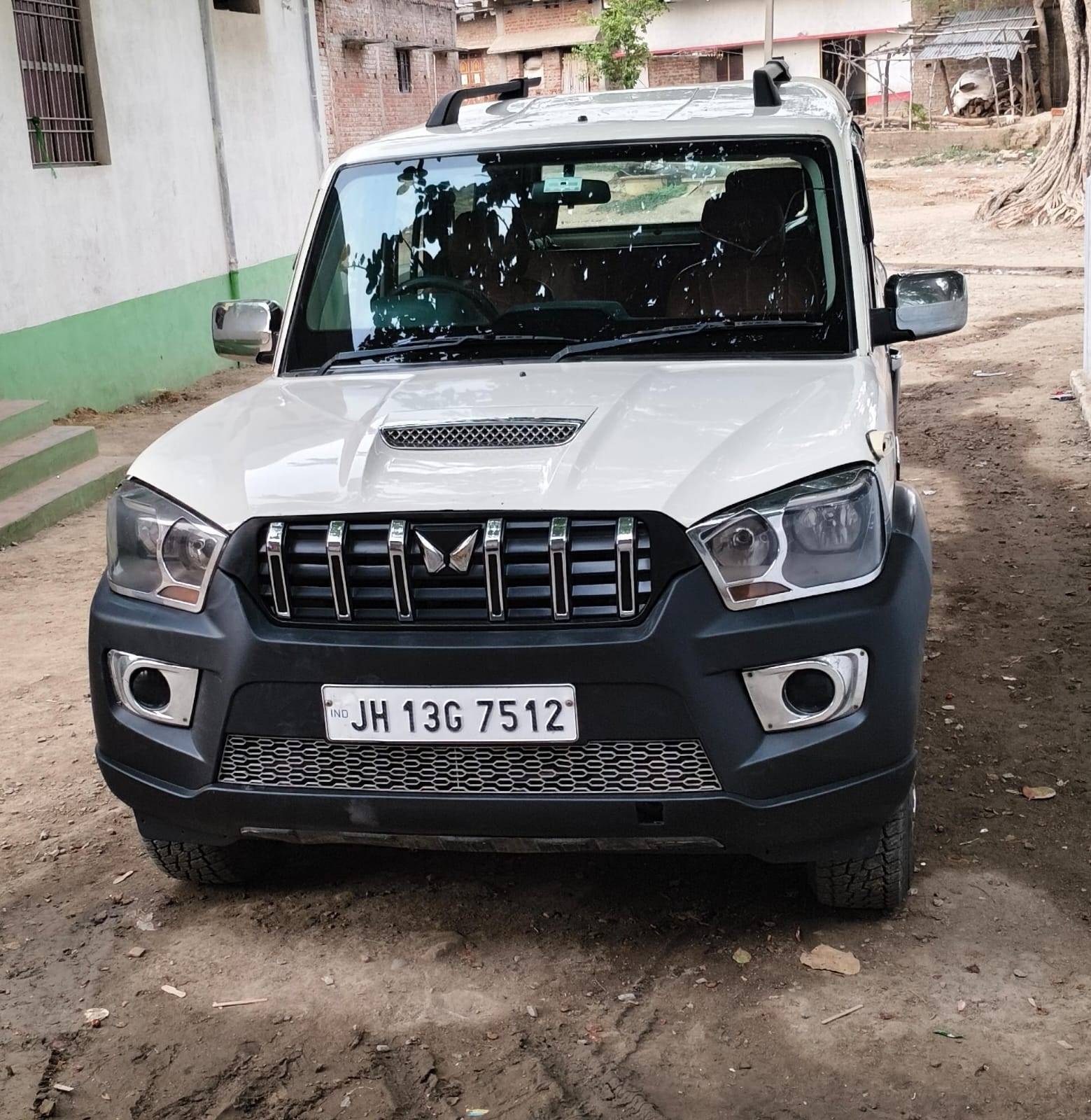 Mahindra Scorpio - Photo 3