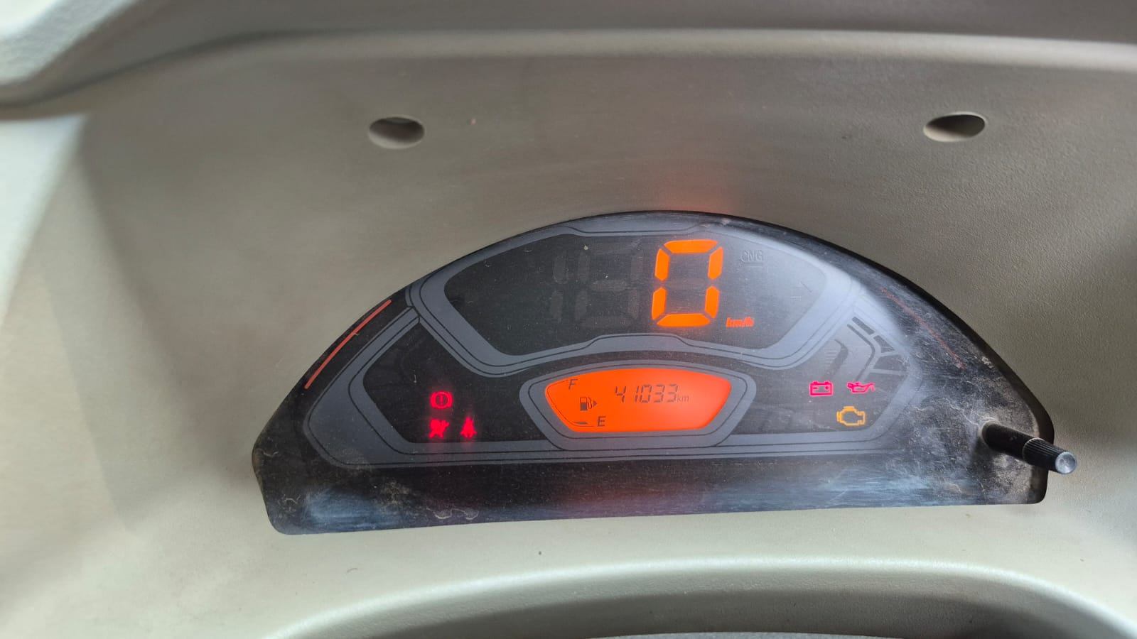 Maruti Suzuki Eeco - Photo 11