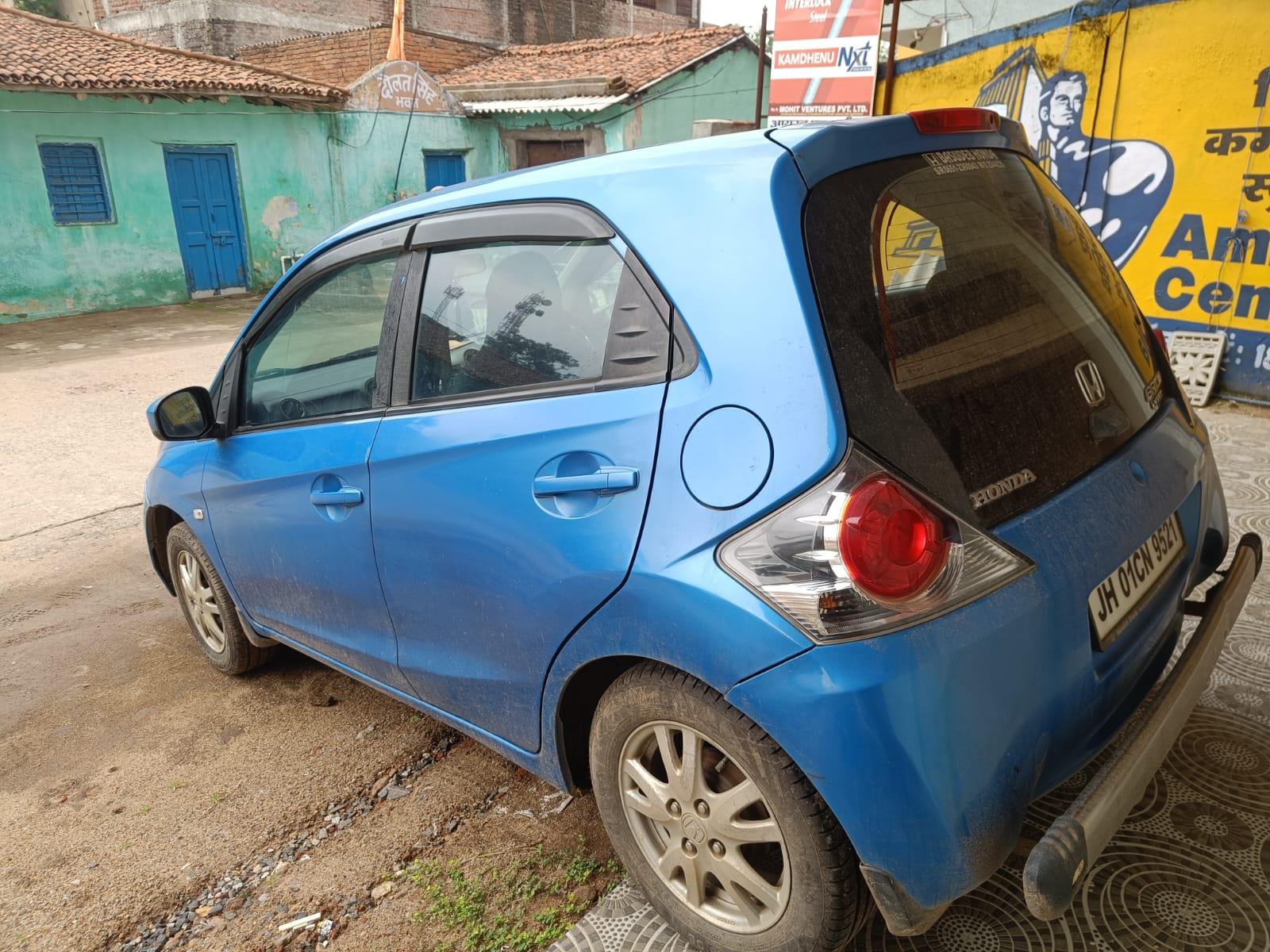 Honda Brio - Photo 2