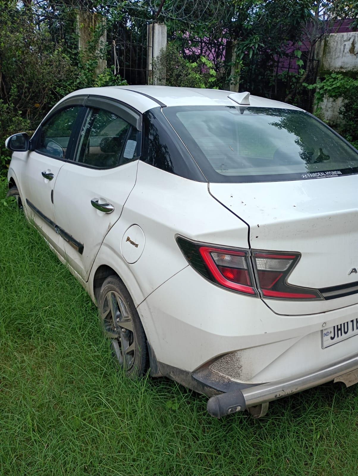 Hyundai Aura - Photo 2