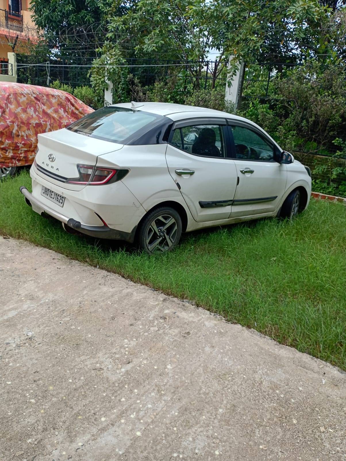 Hyundai Aura - Photo 3