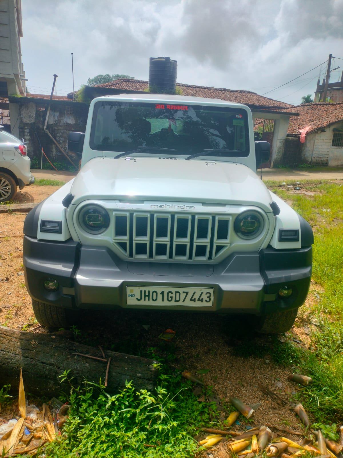 Mahindra thar roxx - Photo 2