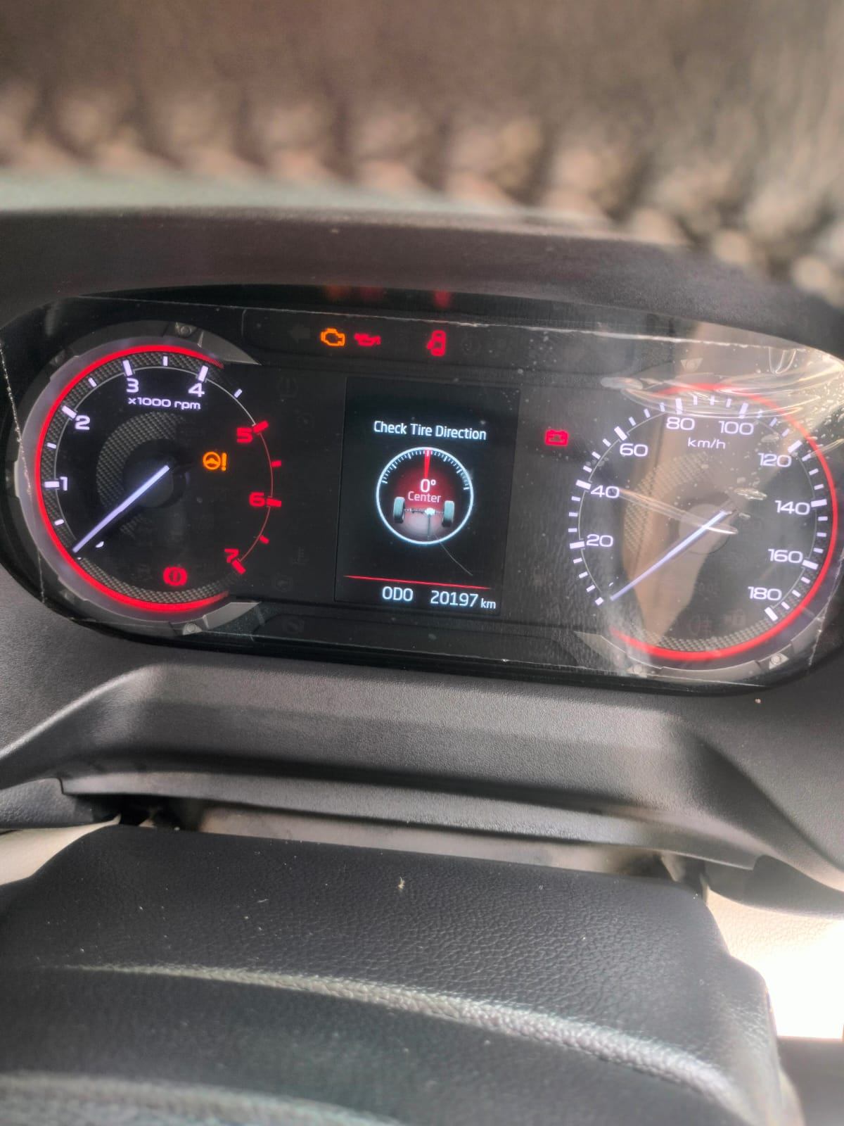 Mahindra thar roxx - Photo 5