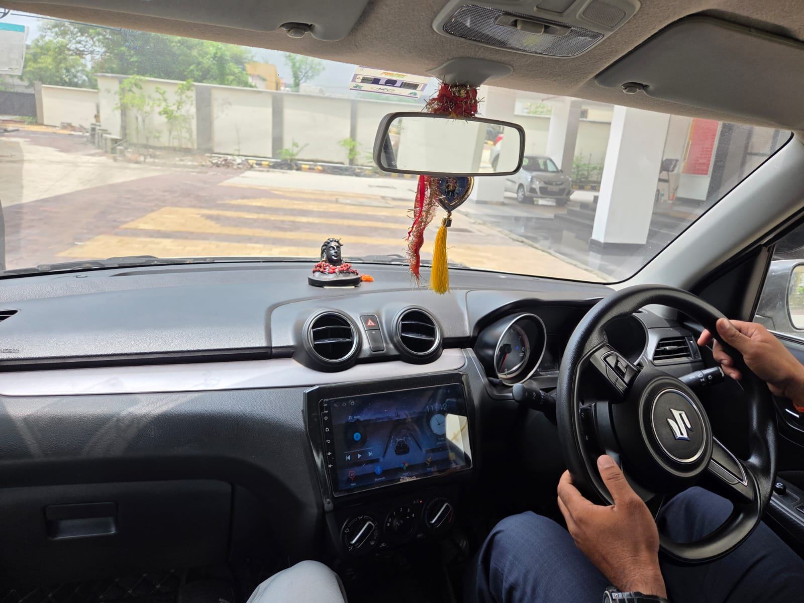 Maruti Suzuki Swift - Photo 3