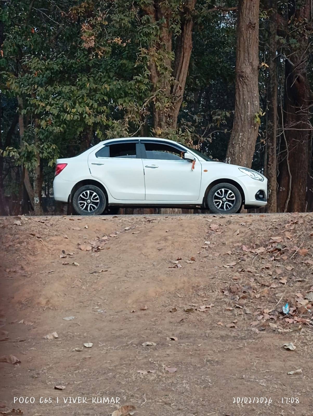 Maruti Suzuki Dzire - Photo 3