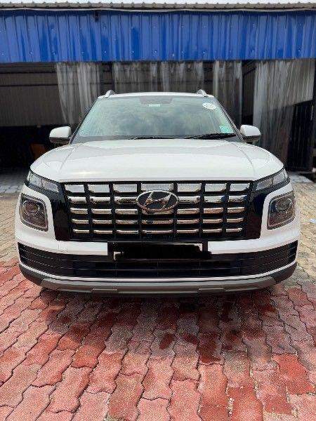Hyundai Venue - Photo 4