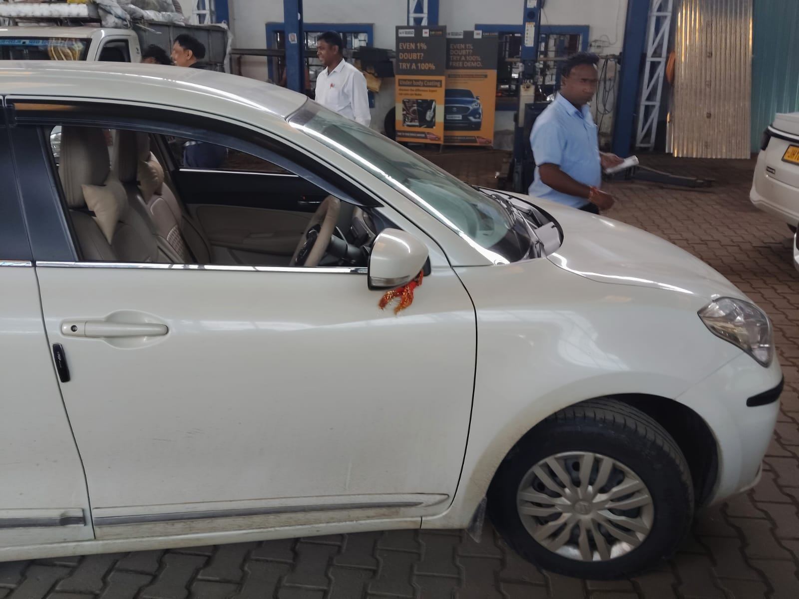Maruti Suzuki Dzire - Photo 5