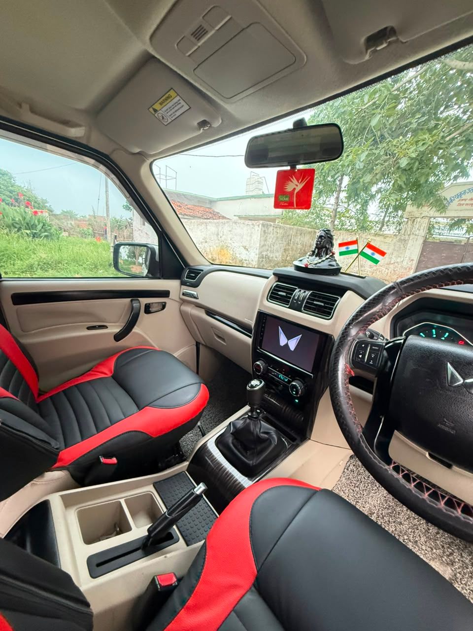 Mahindra Scorpio - Photo 7