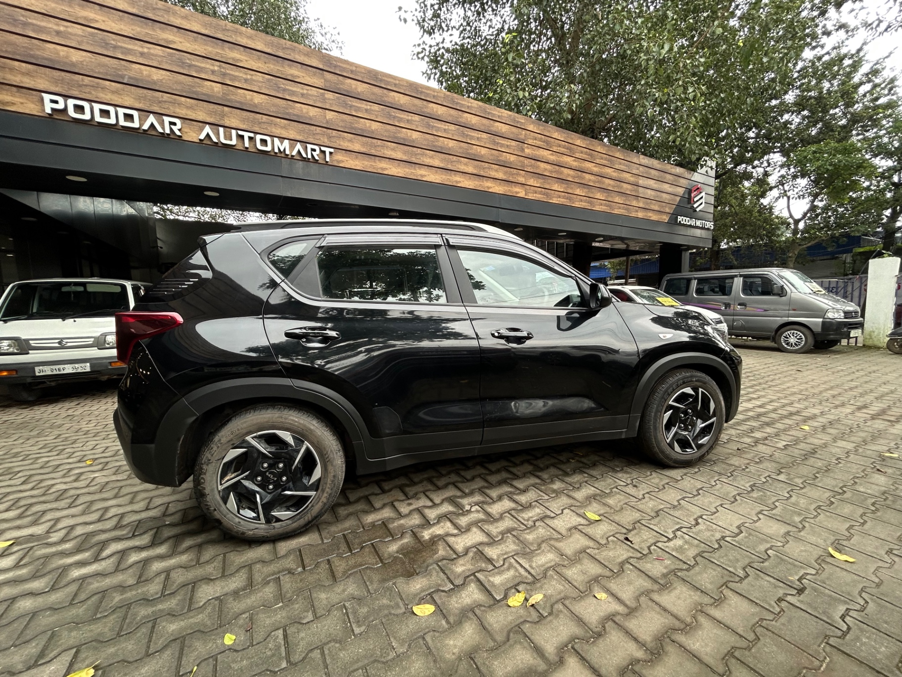 Kia Sonet - View 2