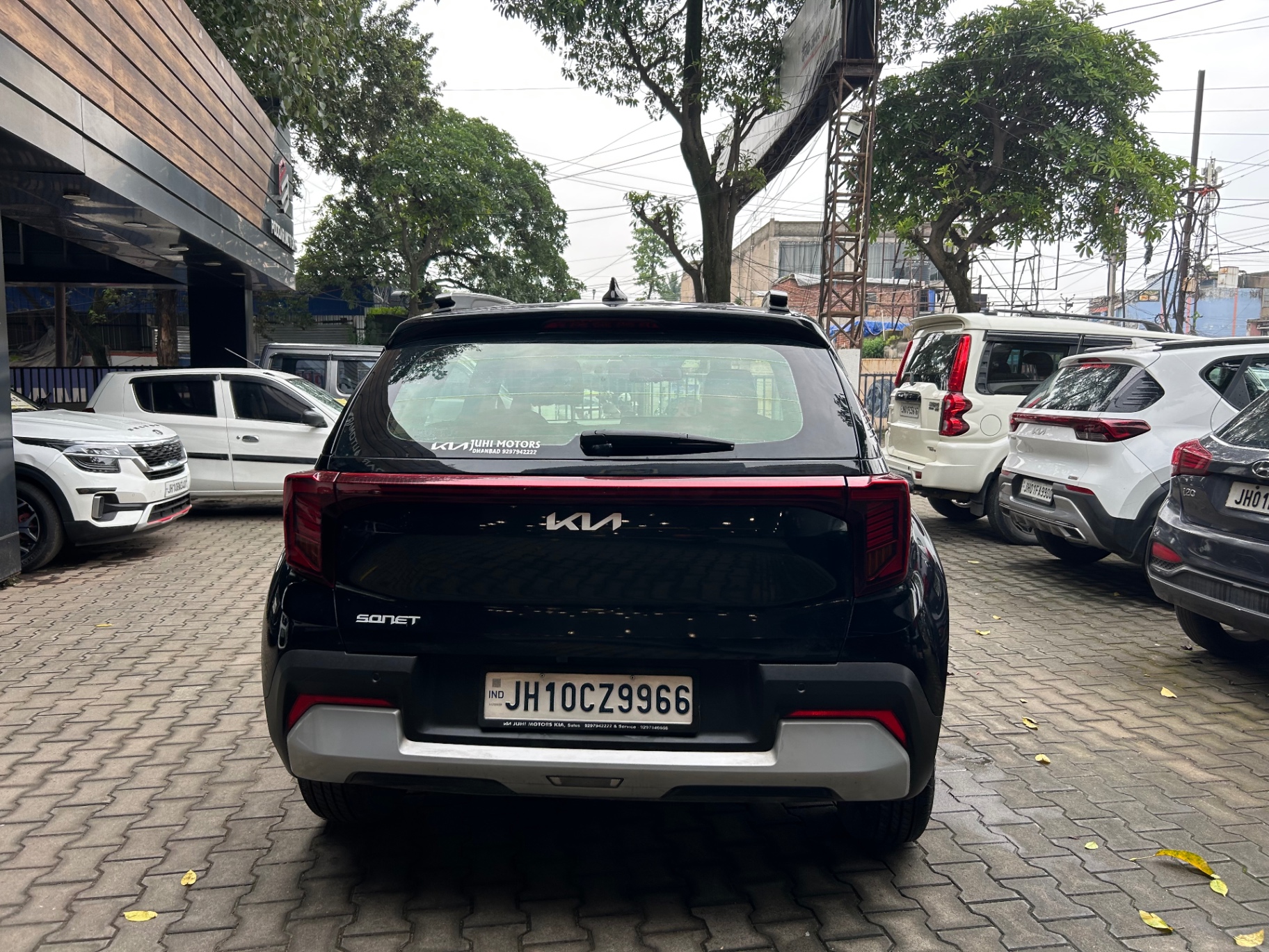 Kia Sonet - View 3