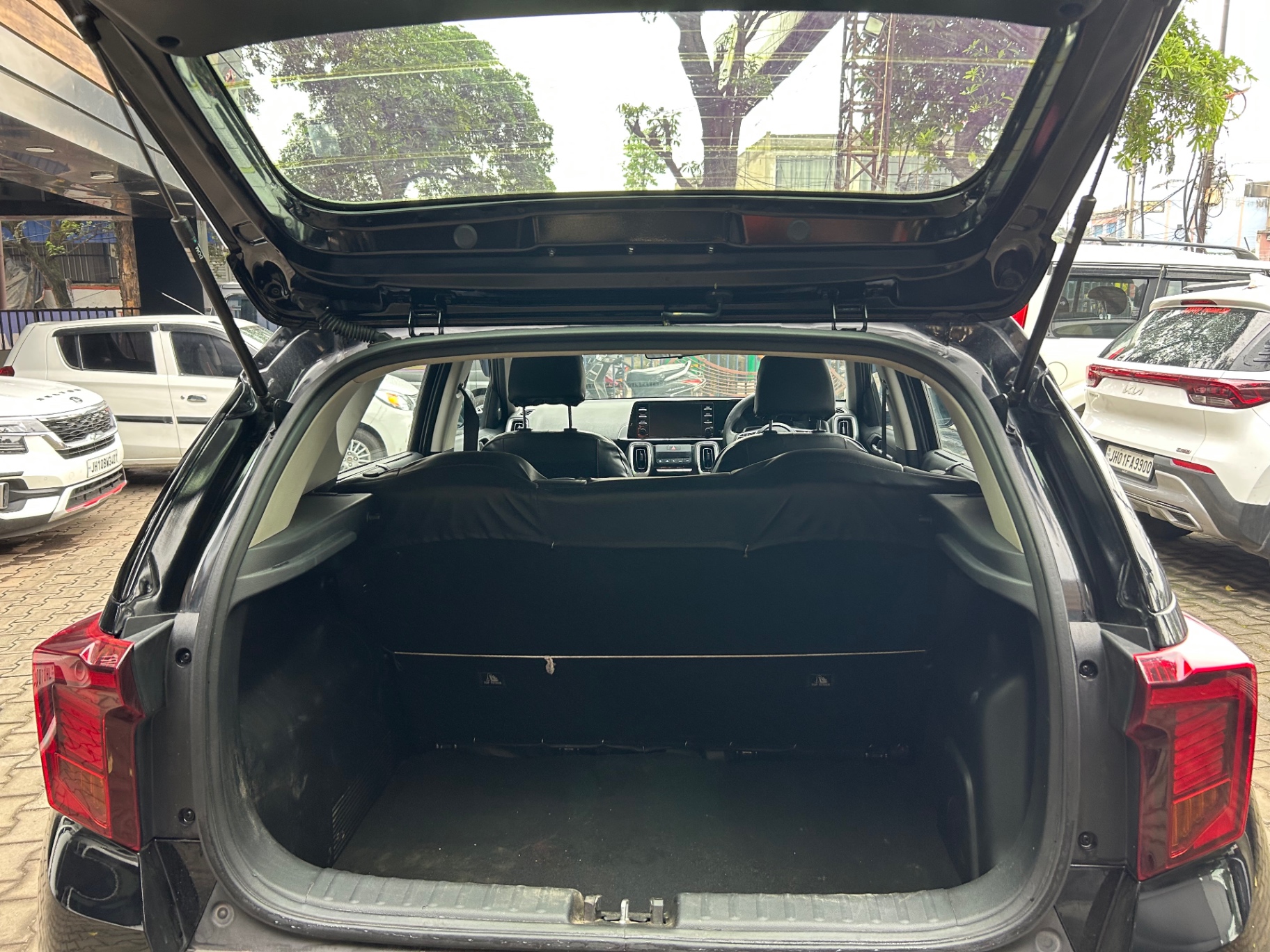 Kia Sonet - View 7