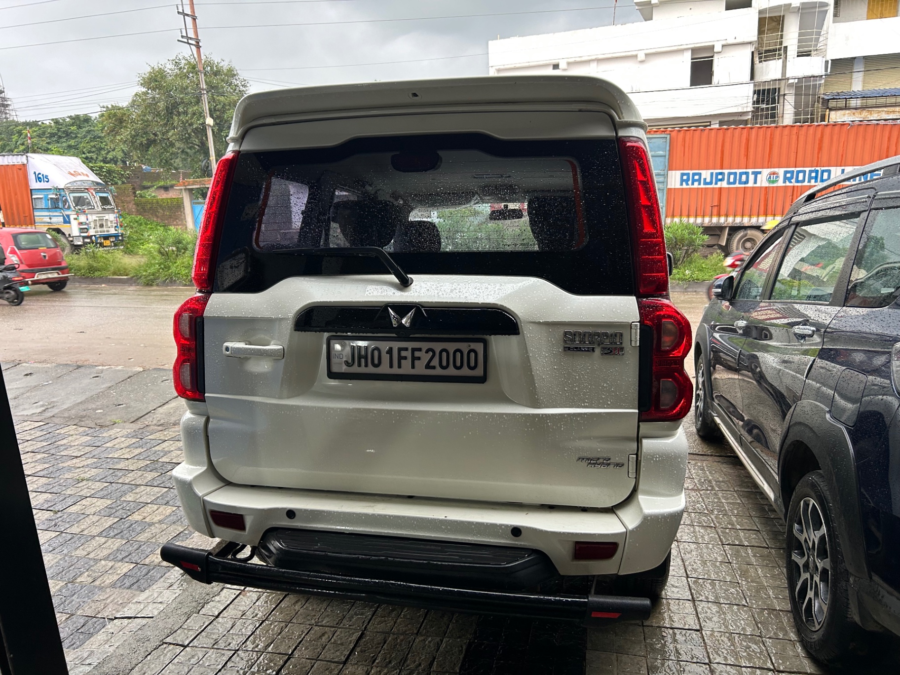 Mahindra Scorpio - View 4