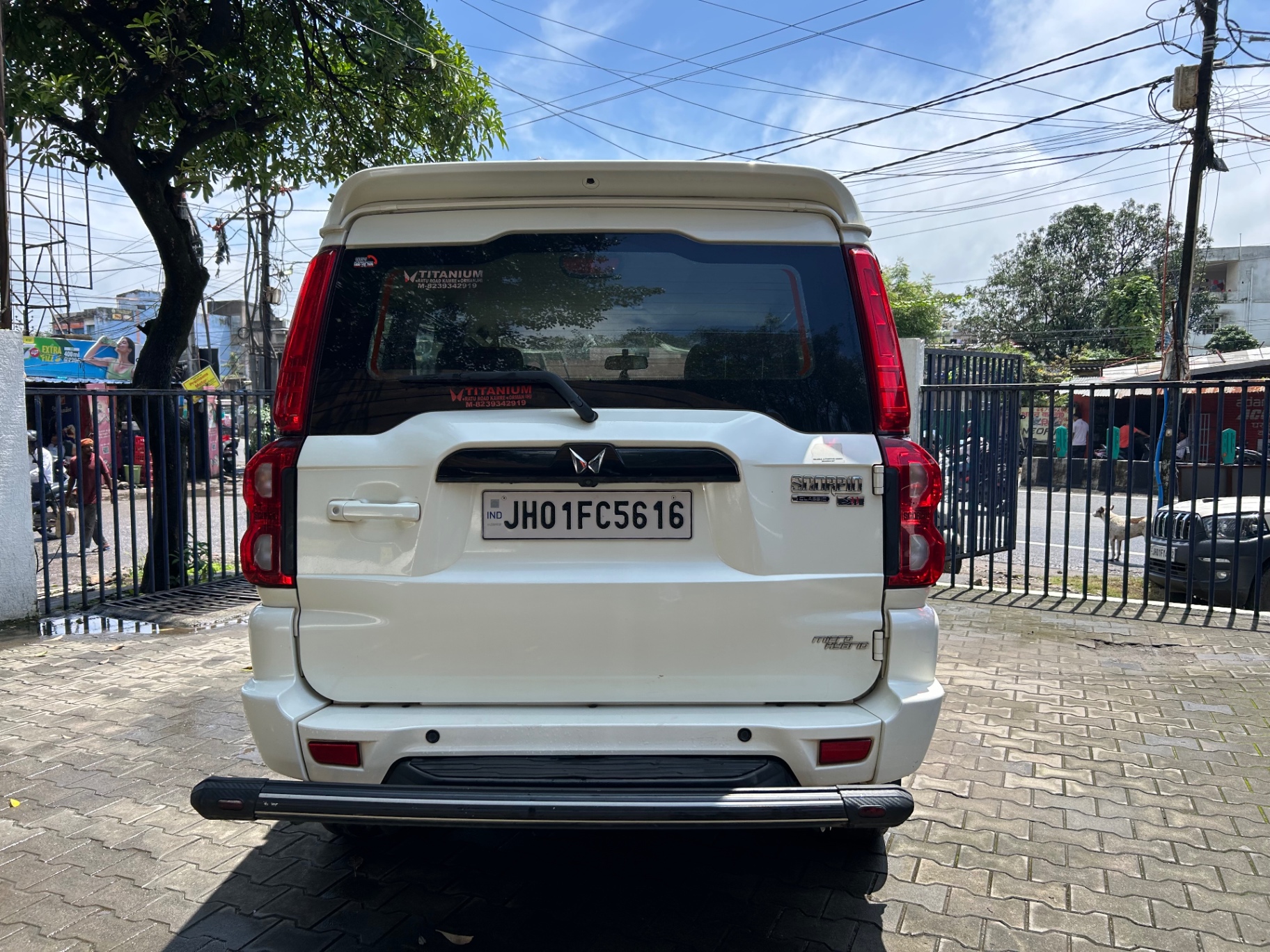 Mahindra Scorpio - View 3