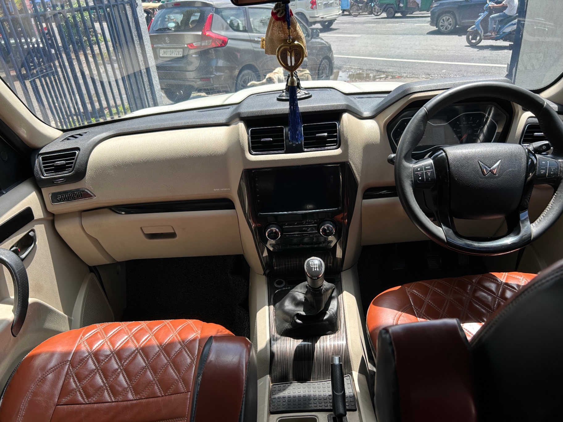 Mahindra Scorpio - View 8