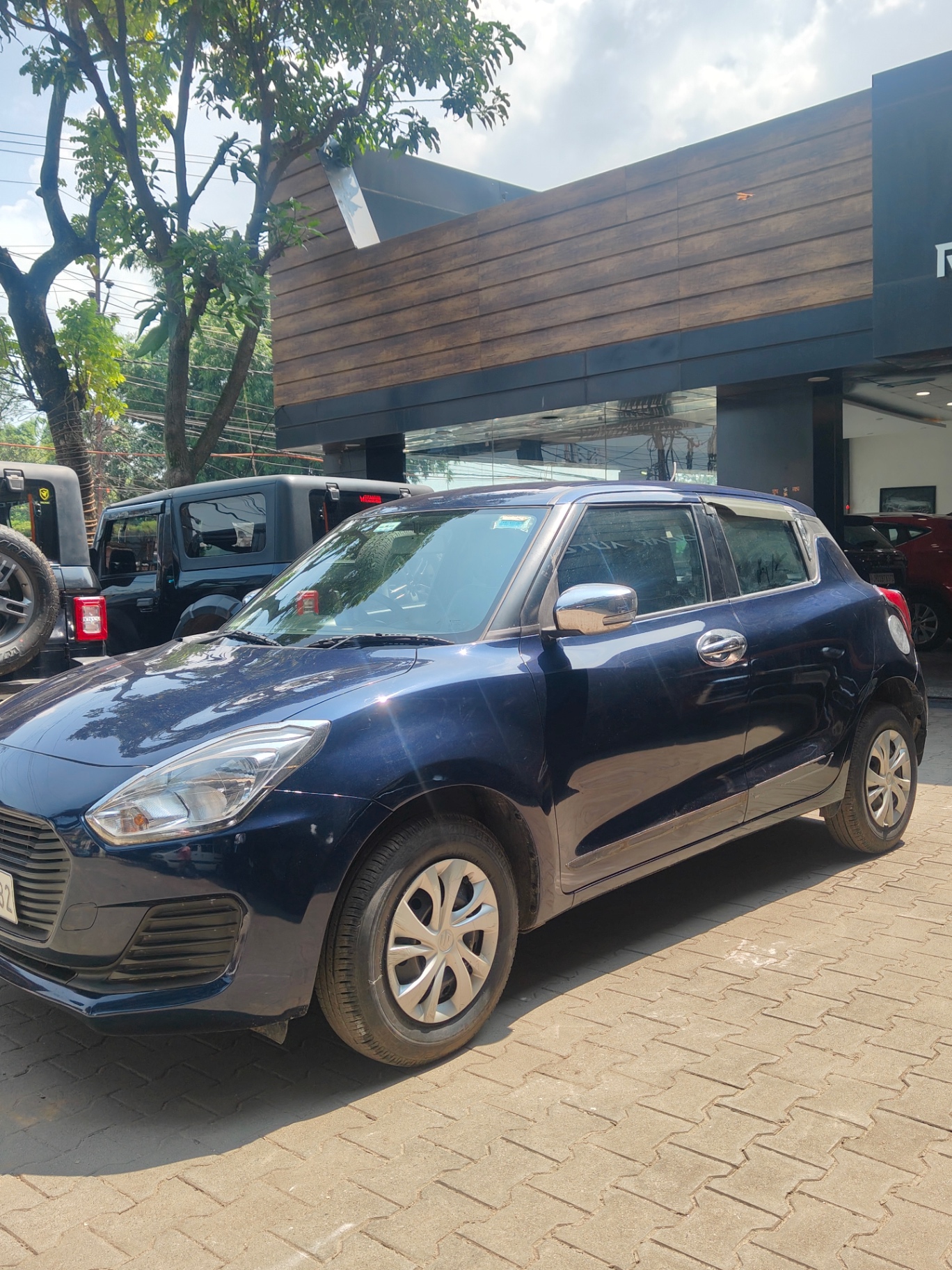 Maruti Suzuki Swift - View 2
